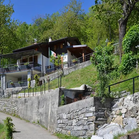 Semesterbostad Casa Busso - Happy *